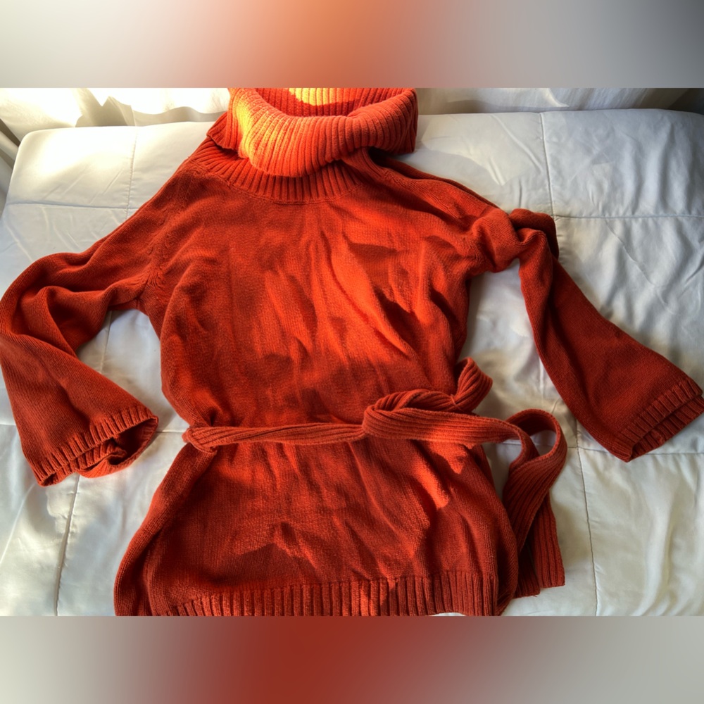 Willi Smith Women’s Orange Cotton Sweater